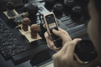 Chiếc điện thoại đặc biệt lấy cảm hứng chế tác Fansipan