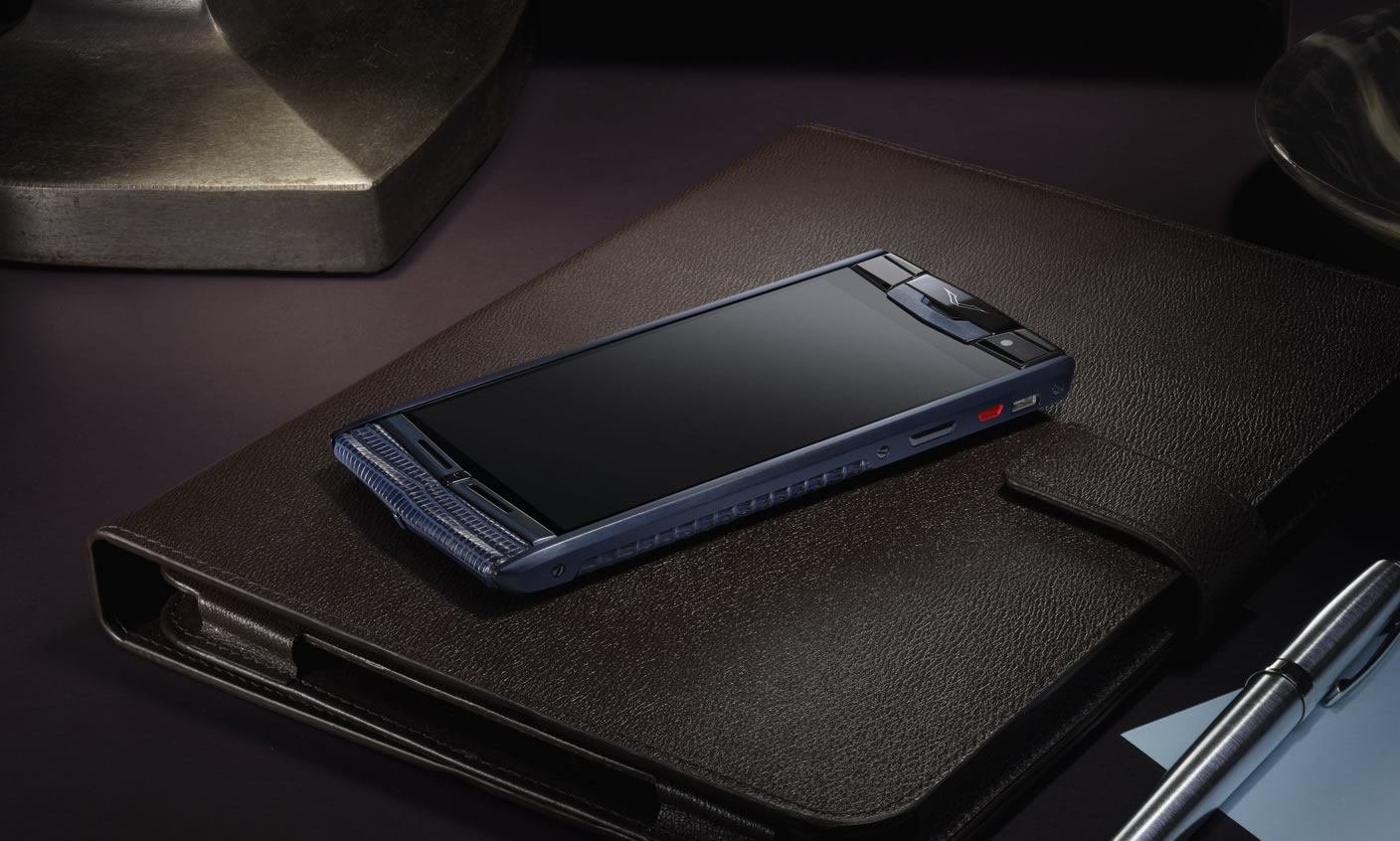 Họ thường không biết cách thể hiện đẳng cấp cho đến khi tới Cuong.vn 04