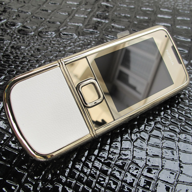 Thiết kế Nokia 8800- Vẻ đẹp hoàng kim đốt mắt giới quý tộc